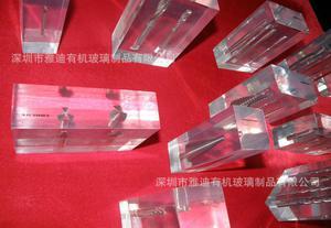 【加工定制高透明樹脂內埋金屬鑰匙扣,水晶膠透明類展示紀念品】價格_廠家_圖片